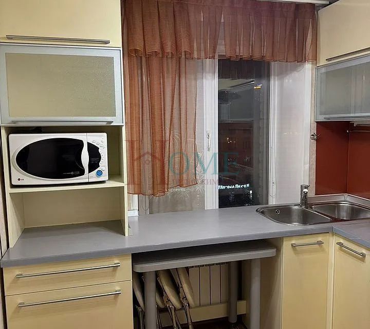 Сдаётся 2-комнатная квартира, 40 м²