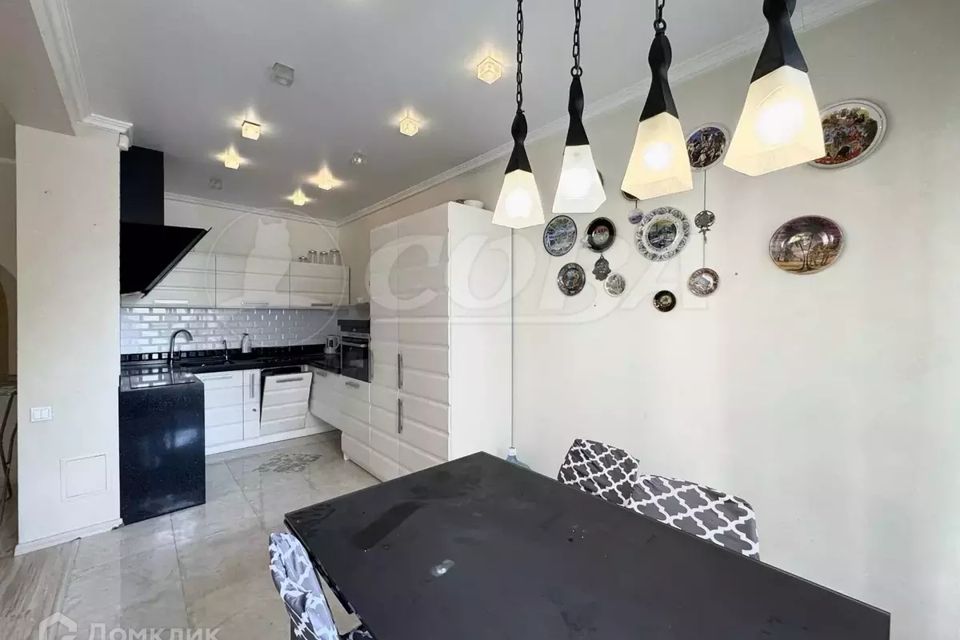 Сдаётся 3-комнатная квартира, 100 м²