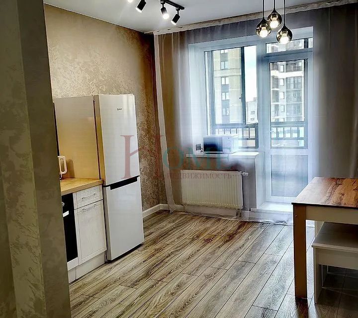 Сдаётся 2-комнатная квартира, 63.4 м²