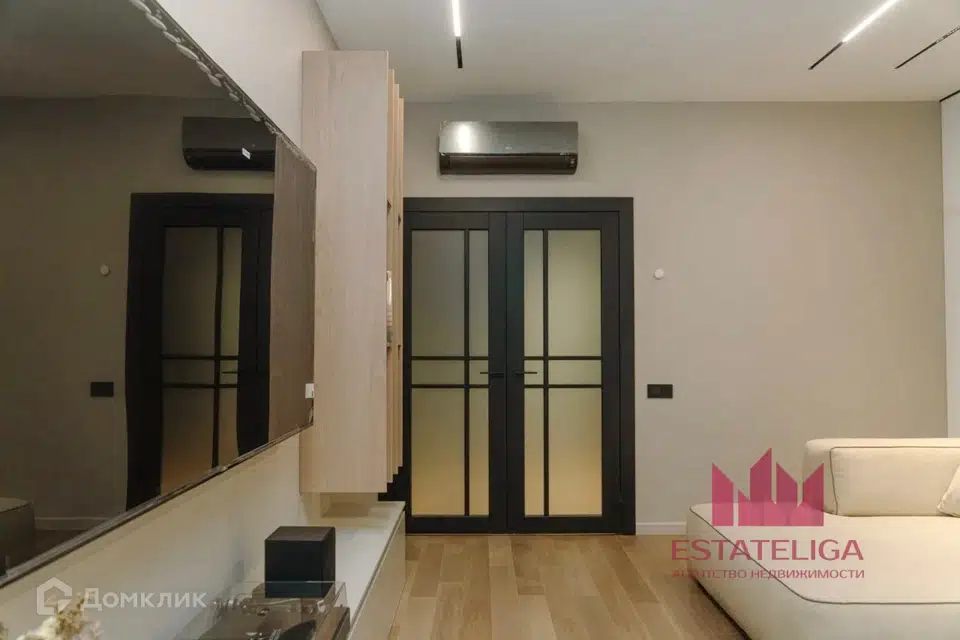 Продаётся 3-комнатная квартира, 90 м²