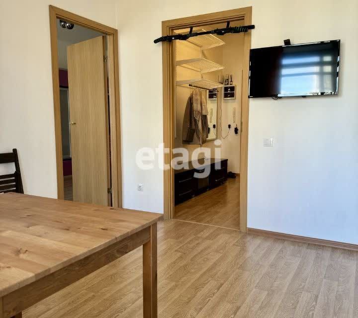 Сдаётся 1-комнатная квартира, 38 м²