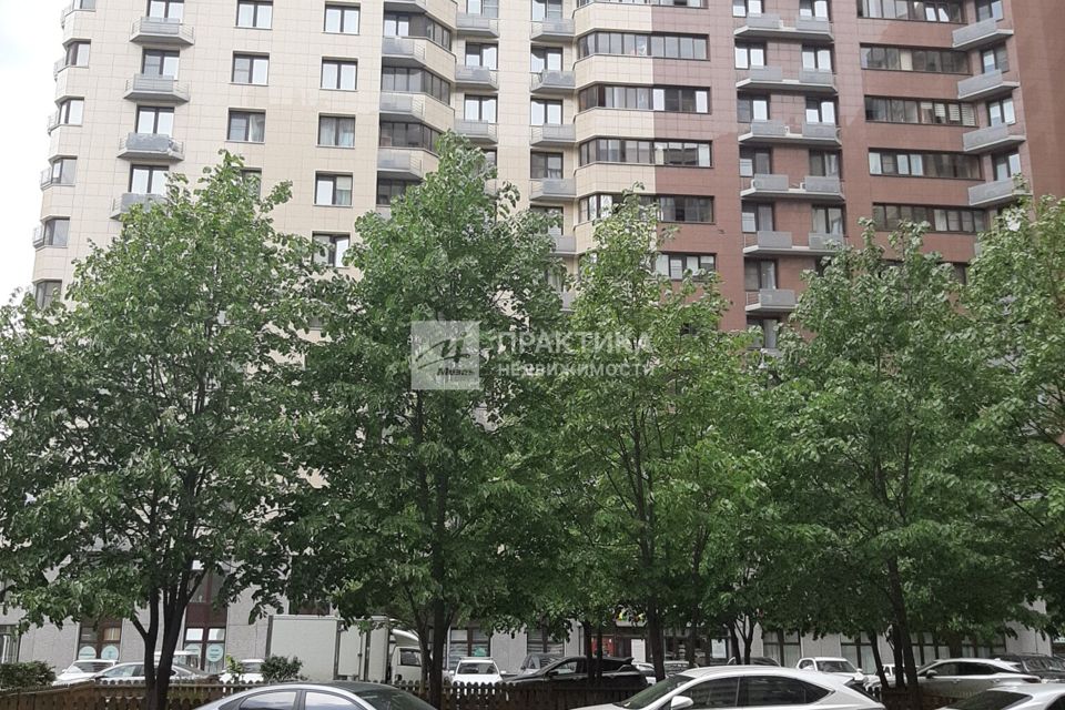 Продаётся 4-комнатная квартира, 101 м²