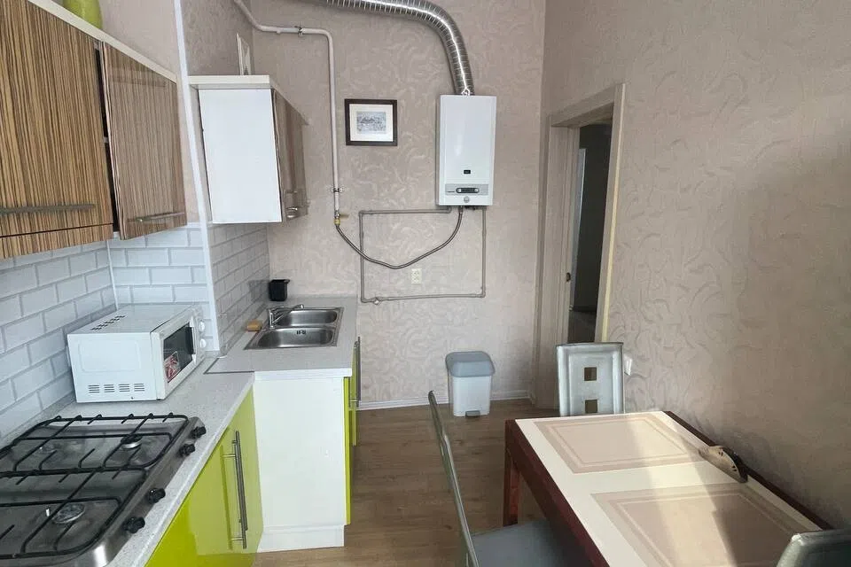 Продаётся 2-комнатная квартира, 56 м²