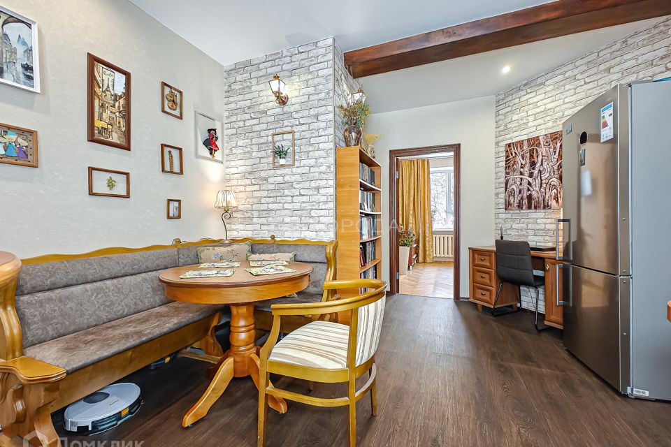Продаётся 3-комнатная квартира, 71.3 м²