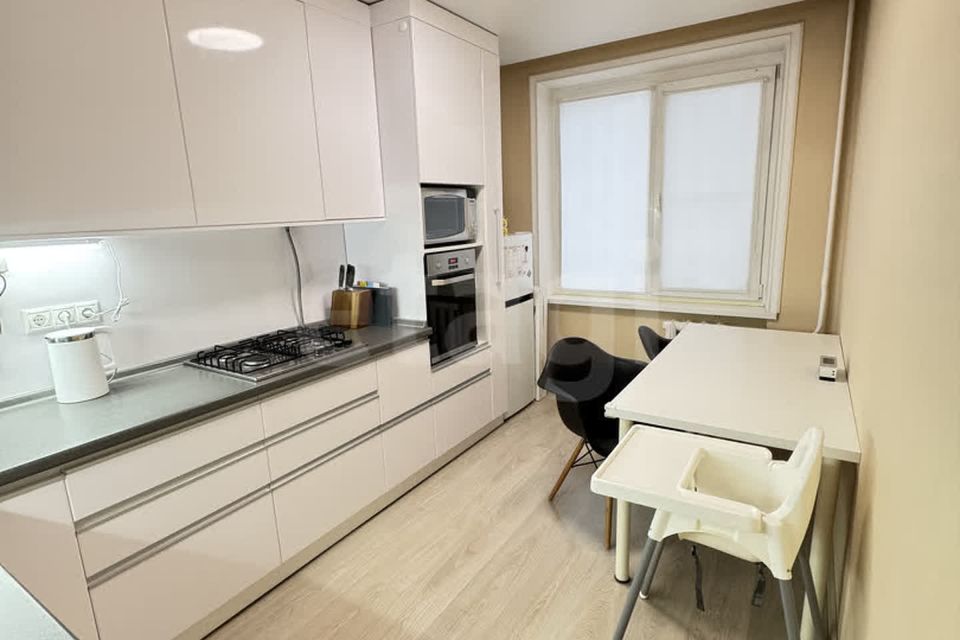 Продаётся 1-комнатная квартира, 35.2 м²