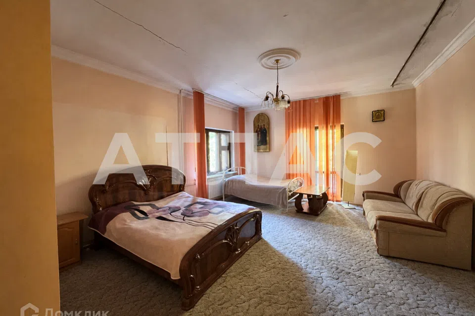 Продаётся 2-этажный дом, 235.1 м²