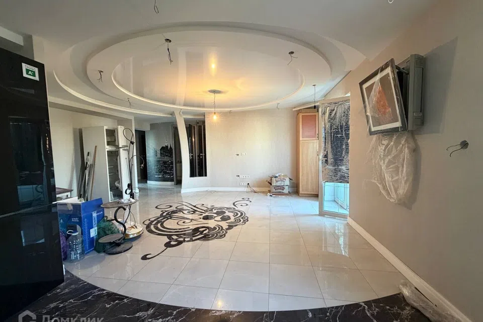 Продаётся 4-комнатная квартира, 90 м²