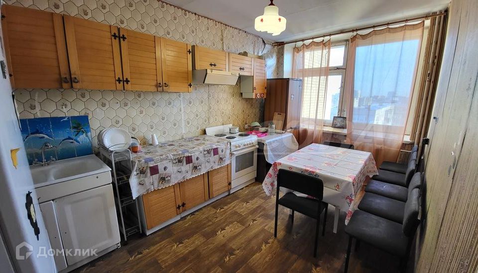 Сдаётся 3-комнатная квартира, 98 м²