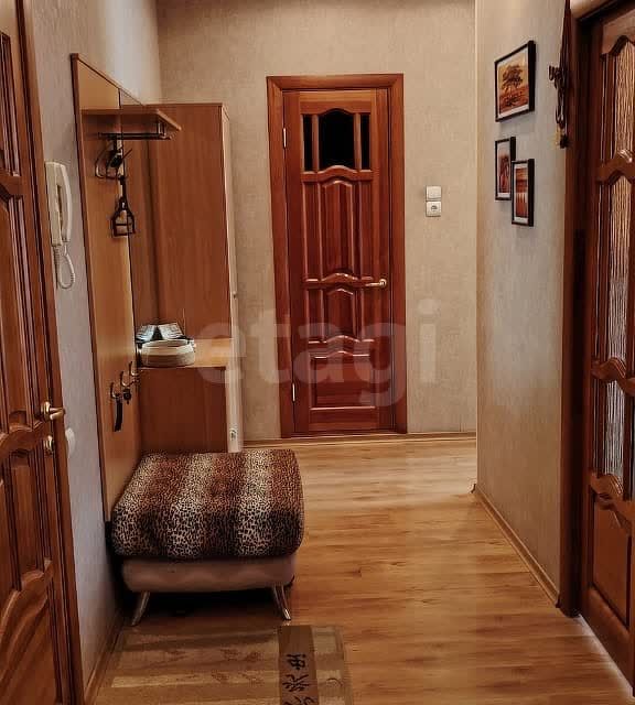 Продаётся 2-комнатная квартира, 61.7 м²