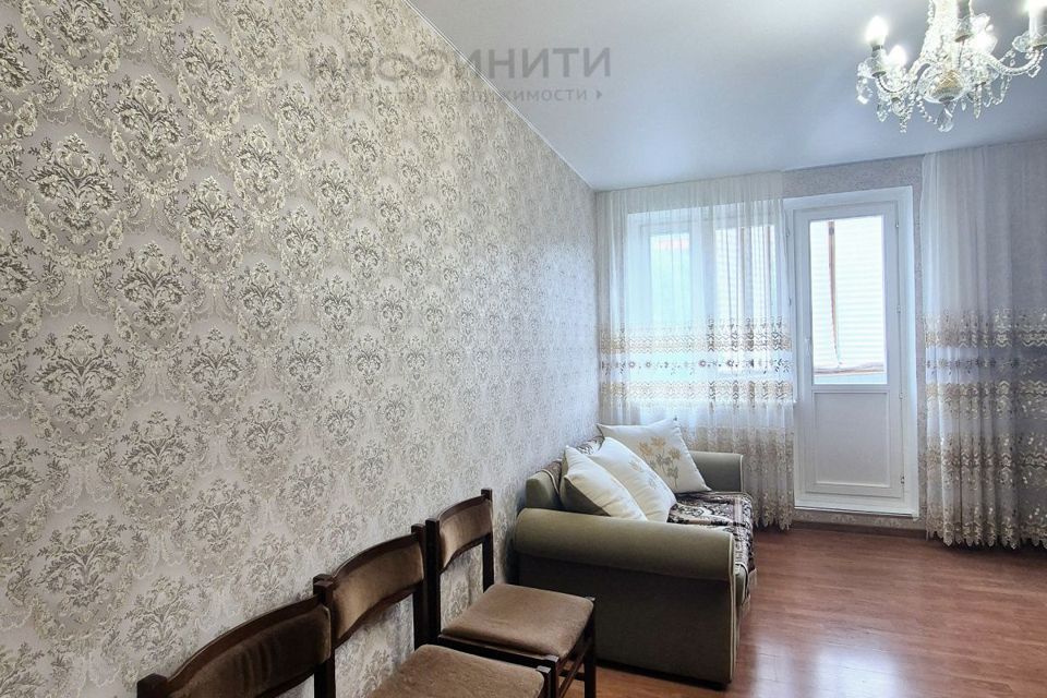 Продаётся 4-комнатная квартира, 95.6 м²