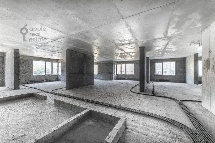 Продаётся 5-комнатная квартира, 227 м²