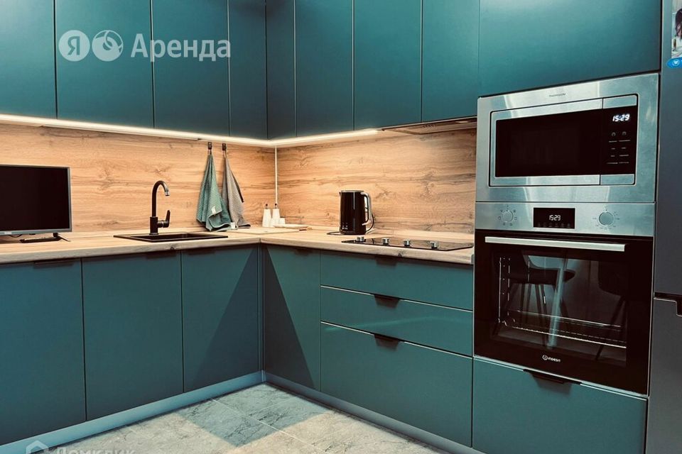 Сдаётся 2-комнатная квартира, 61 м²