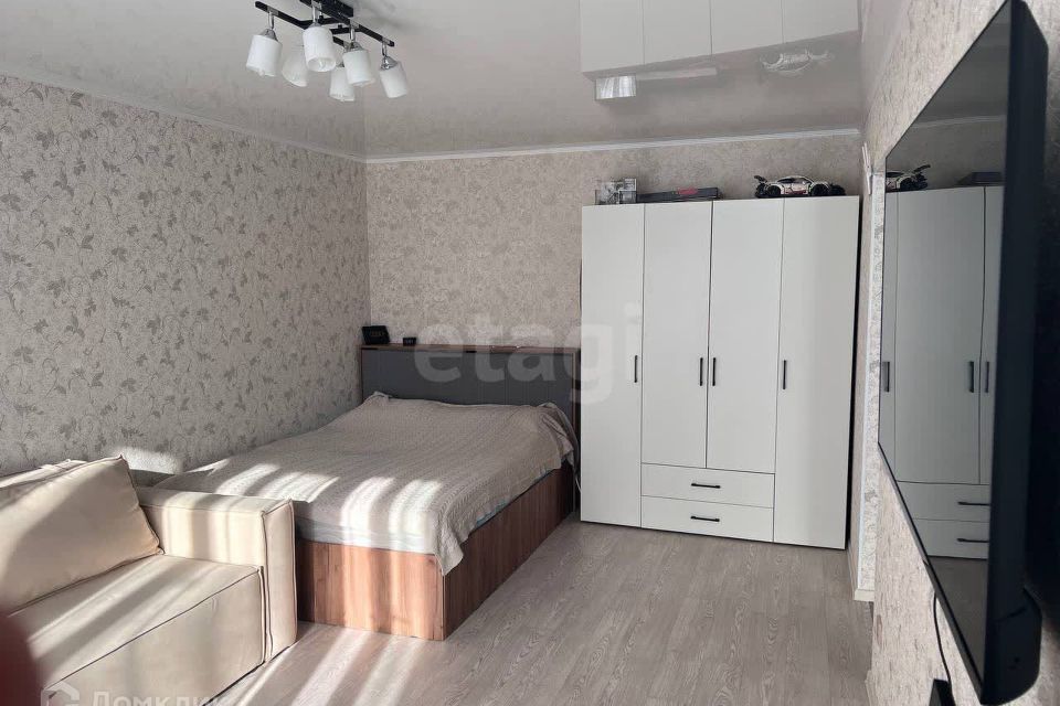 Продаётся 1-комнатная квартира, 37.3 м²