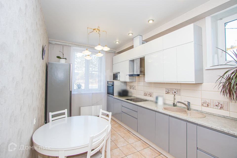 Продаётся 3-комнатная квартира, 76.4 м²