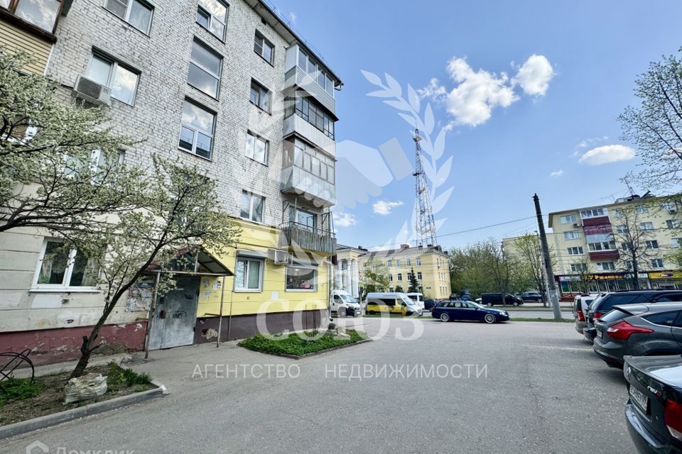 Продаётся 3-комнатная квартира, 55.7 м²