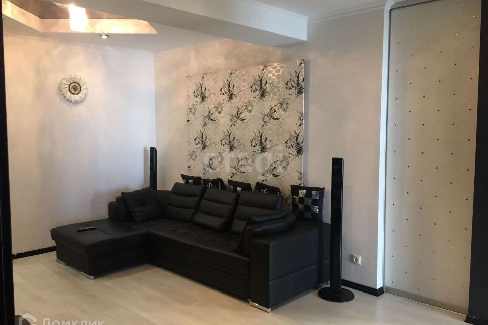 Продаётся 3-комнатная квартира, 83 м²