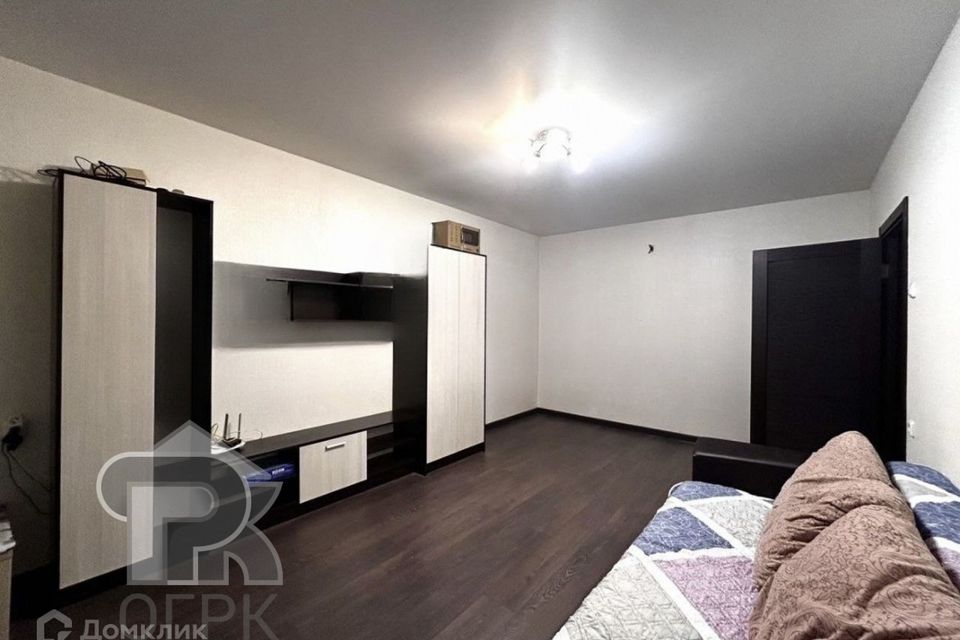 Продаётся 1-комнатная квартира, 37.7 м²