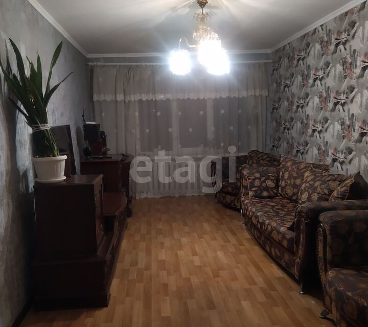 Продаётся 3-комнатная квартира, 62.4 м²