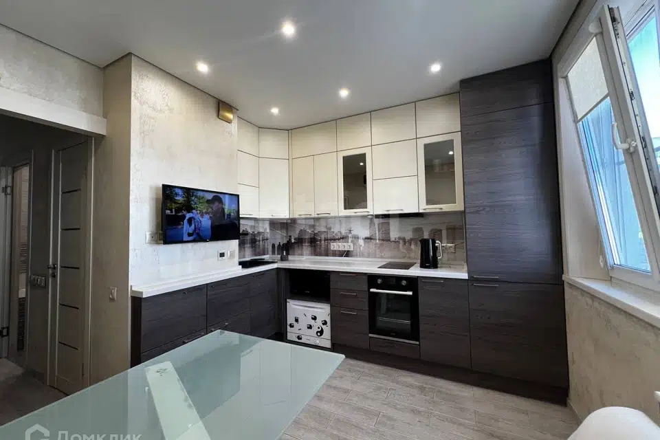 Продаётся 3-комнатная квартира, 74 м²