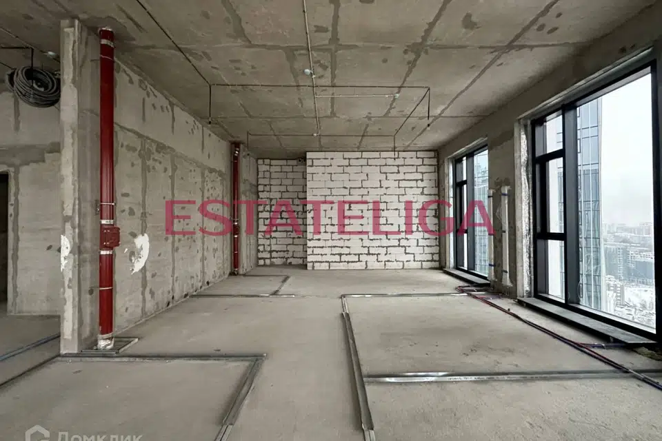 Продаётся 5-комнатная квартира, 150 м²