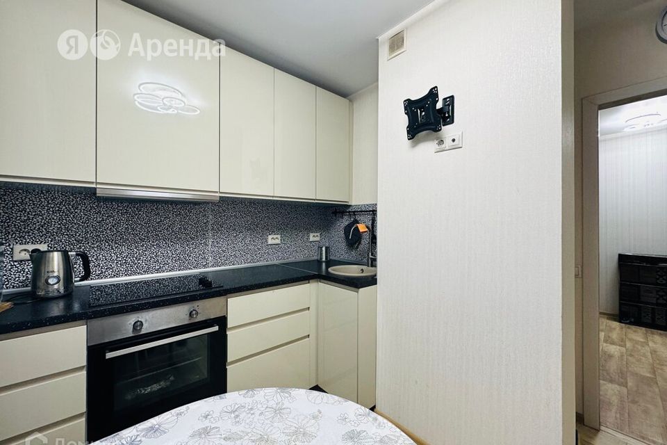 Сдаётся 1-комнатная квартира, 38 м²