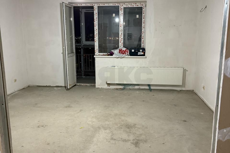 Продаётся 1-комнатная квартира, 72.1 м²