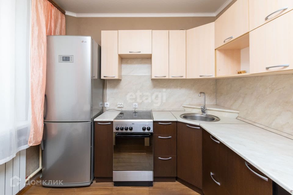 Продаётся 1-комнатная квартира, 45.3 м²