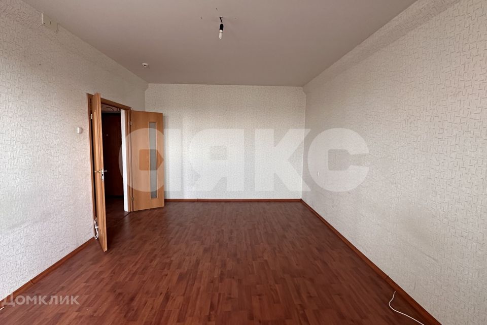 Продаётся 1-комнатная квартира, 42 м²