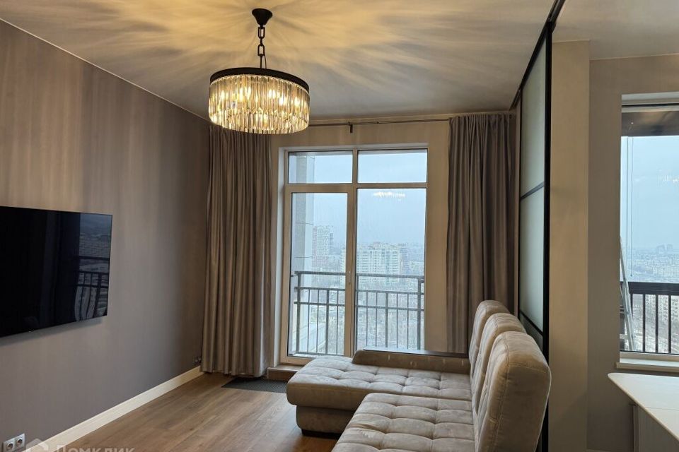 Продаётся 2-комнатная квартира, 61.7 м²
