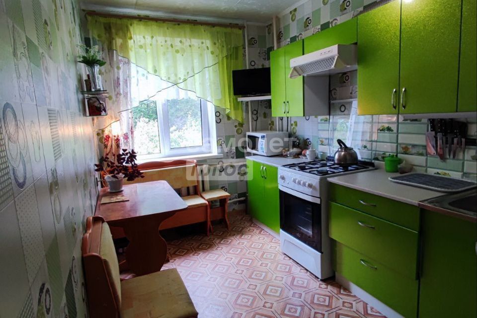 Продаётся 3-комнатная квартира, 63.7 м²