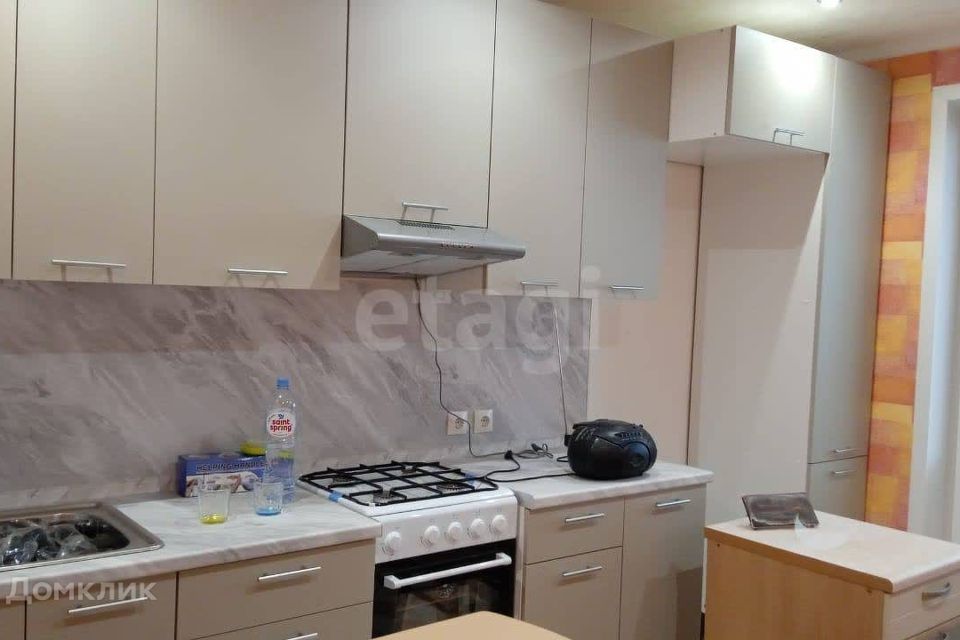 Продаётся 1-комнатная квартира, 41 м²