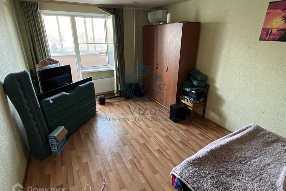Продаётся 1-комнатная квартира, 38 м²