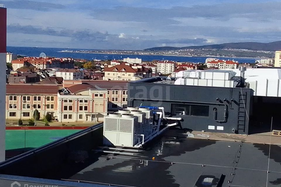 Продаётся 1-комнатная квартира, 43 м²