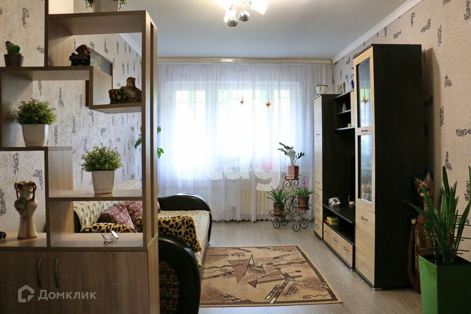 Продаётся 3-комнатная квартира, 59.2 м²