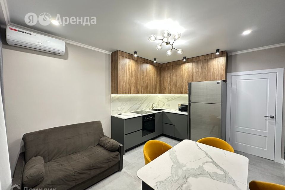 Сдаётся 2-комнатная квартира, 60 м²