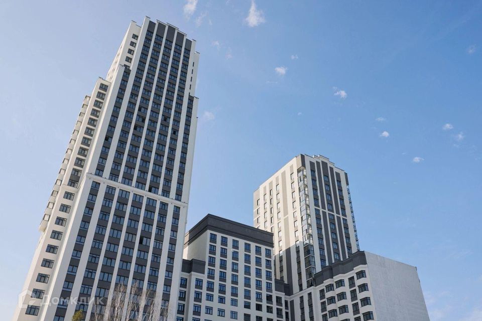 Продаётся 1-комнатная квартира, 39.8 м²