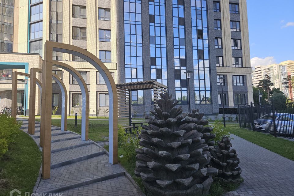 Продаётся 2-комнатная квартира, 76.01 м²
