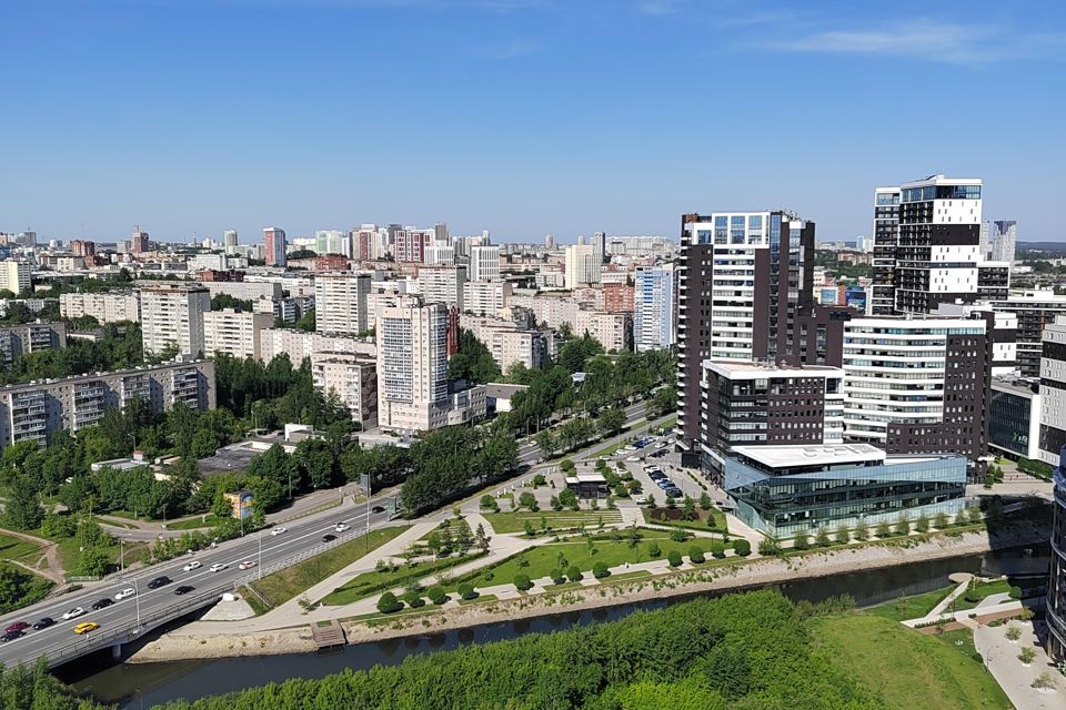 Продаётся 3-комнатная квартира, 65.5 м²