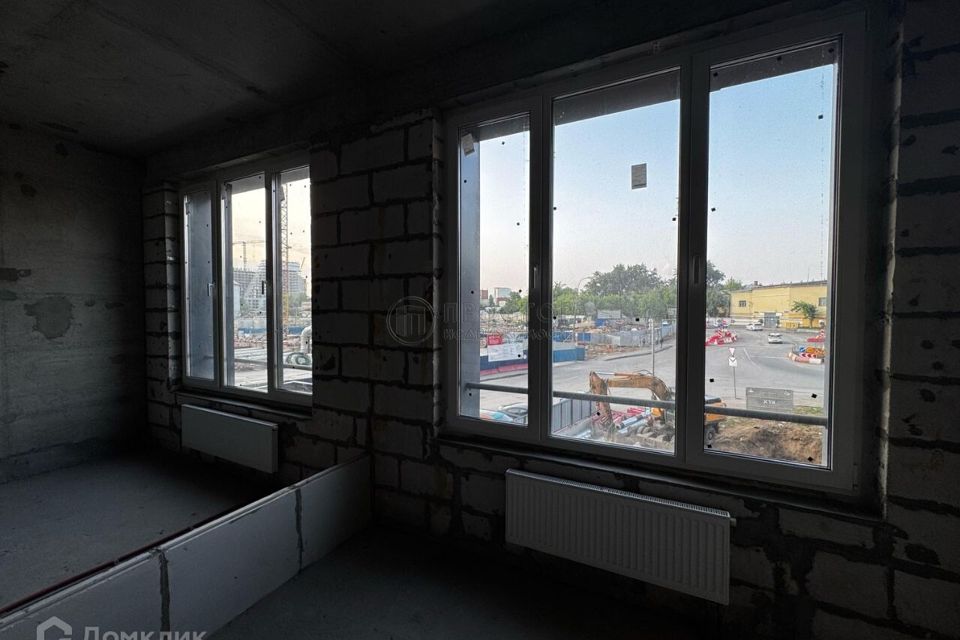 Продаётся 1-комнатная квартира, 43 м²