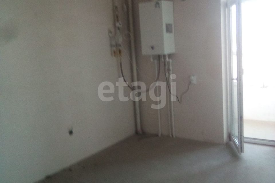 Продаётся 1-комнатная квартира, 42.3 м²