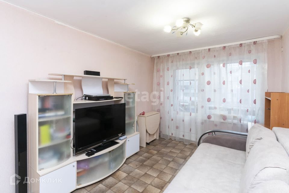 Продаётся 1-комнатная квартира, 37.6 м²