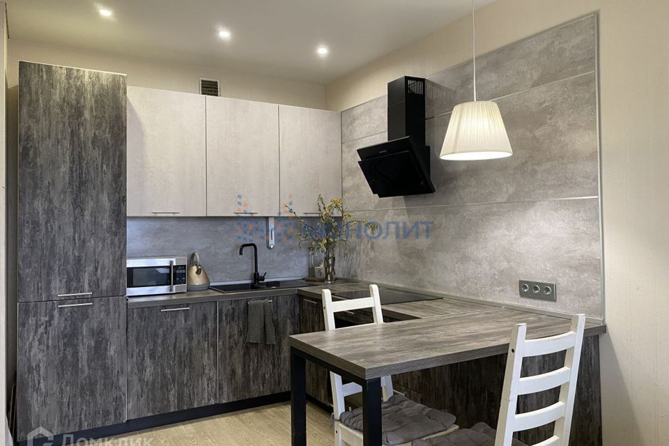 Продаётся 1-комнатная квартира, 43.6 м²
