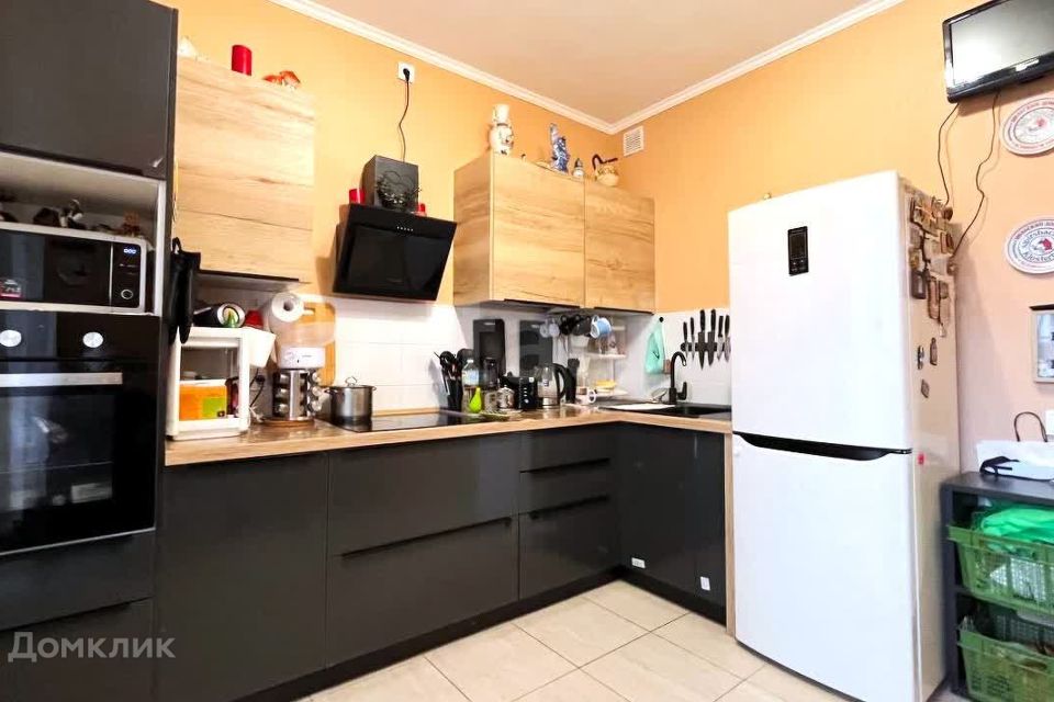 Продаётся 3-комнатная квартира, 75.9 м²