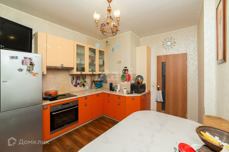 Продаётся 2-комнатная квартира, 62.8 м²