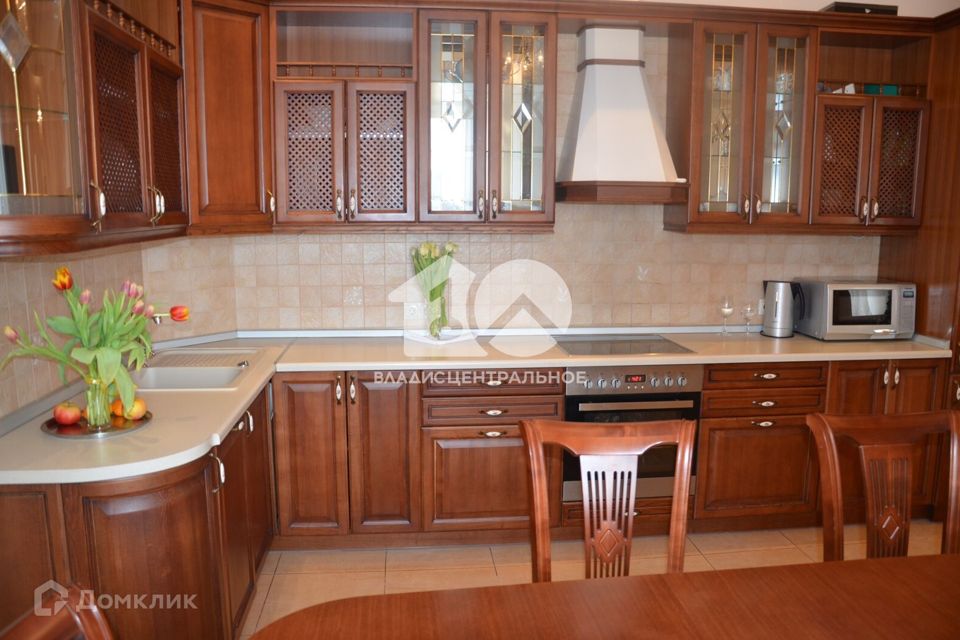 Продаётся 3-комнатная квартира, 120 м²