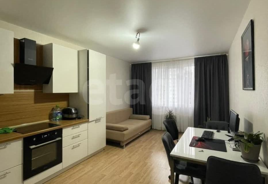 Продаётся 1-комнатная квартира, 45 м²