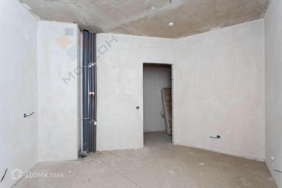 Продаётся 3-комнатная квартира, 52.3 м²