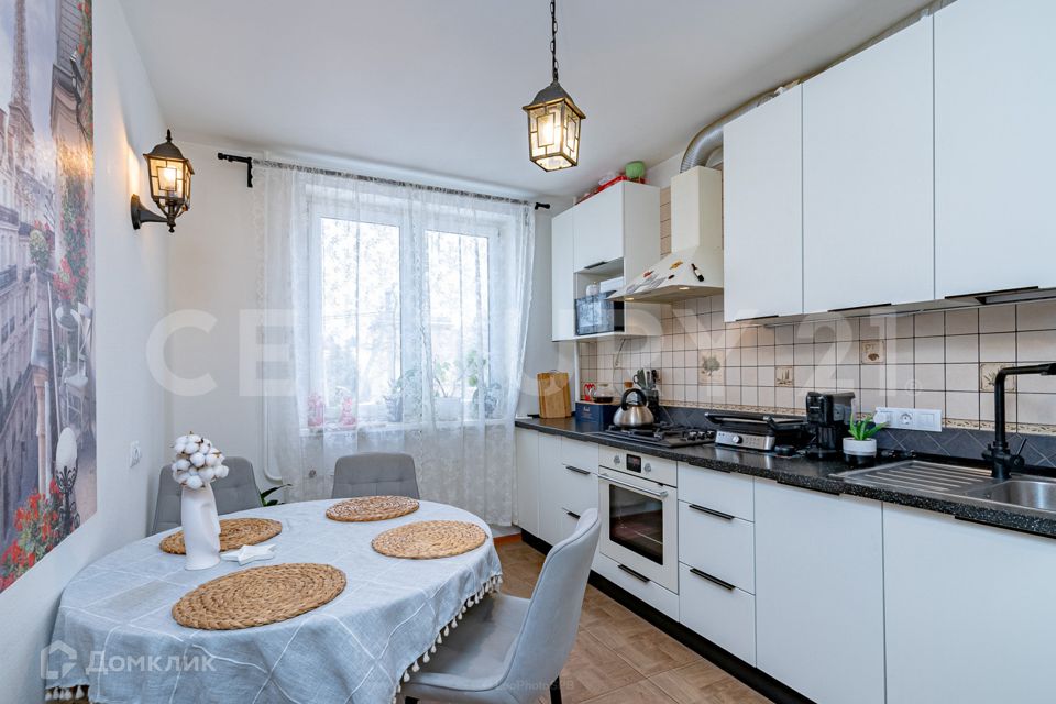 Продаётся 3-комнатная квартира, 74.4 м²
