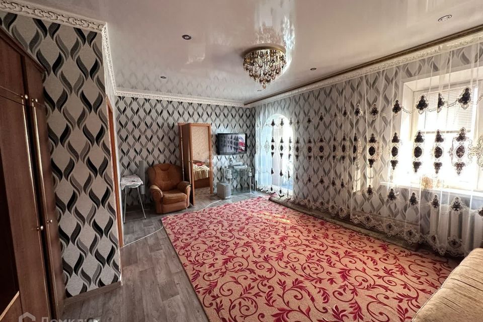 Продаётся 4-комнатная квартира, 110 м²