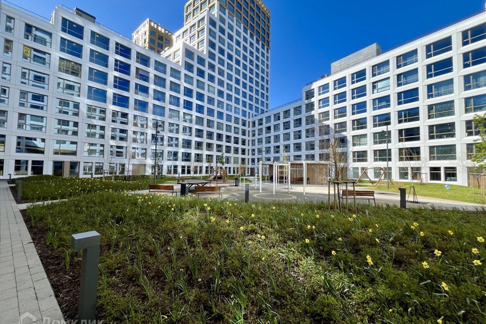 Сдаётся 1-комнатная квартира, 51 м²